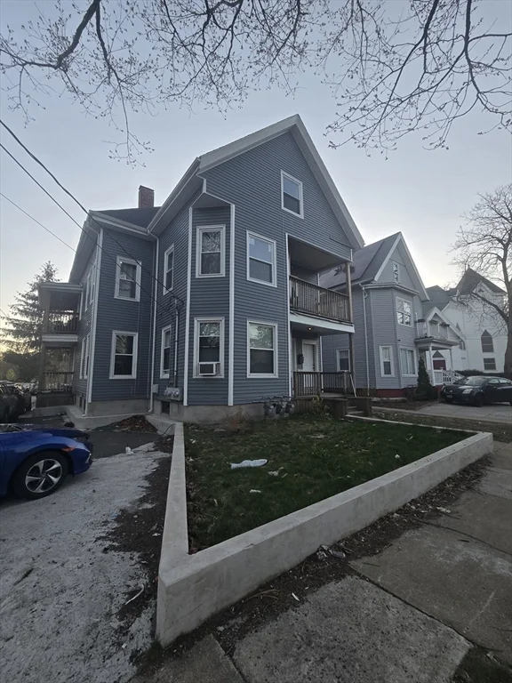 3 bed, 1 bath apartment for rent at 1185 Warren Ave Unit 3, Brockton — photo 1 of 9