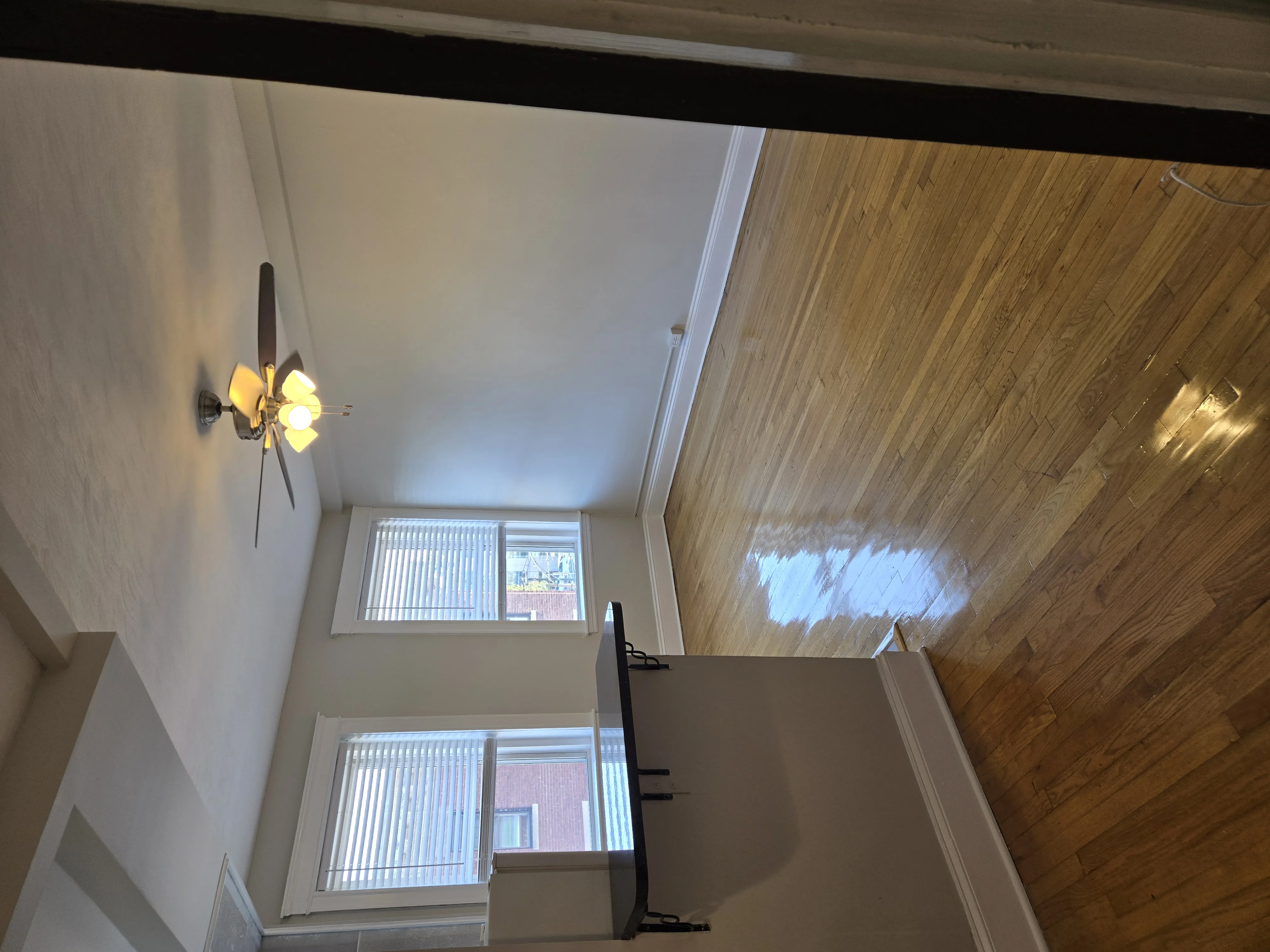 Studio bed, 1 bath apartment for rent at 1186 Commonwealth Ave Unit 15, Allston — photo 2 of 6