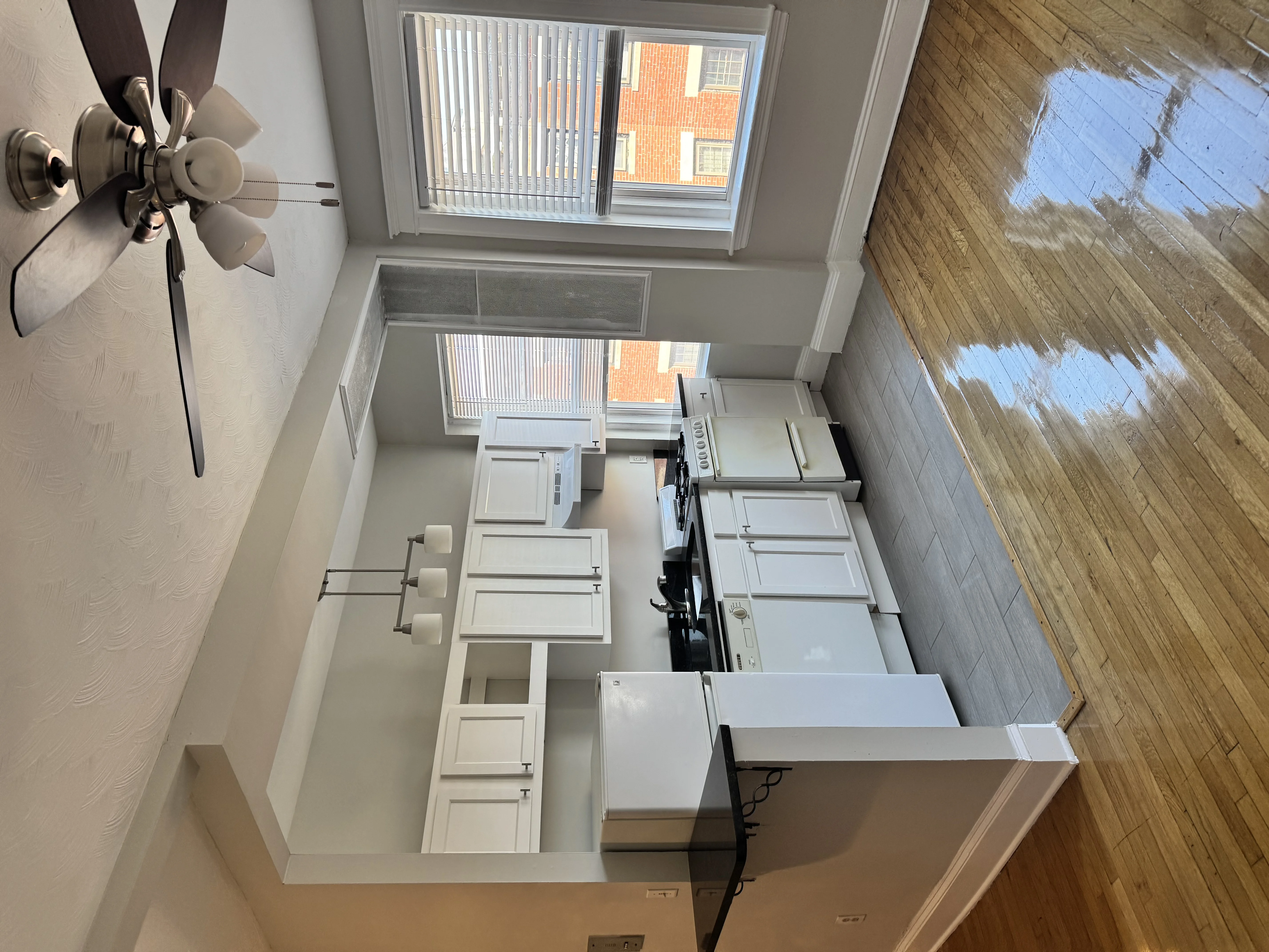 Studio bed, 1 bath apartment for rent at 1186 Commonwealth Ave Unit 15, Allston