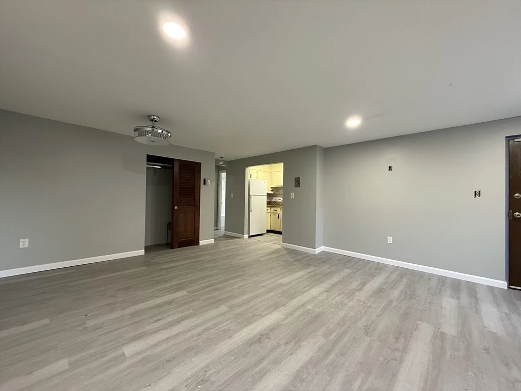 1 bed, 1 bath apartment for rent at 1186 Worcester Rd Unit 610, Framingham — photo 5 of 37