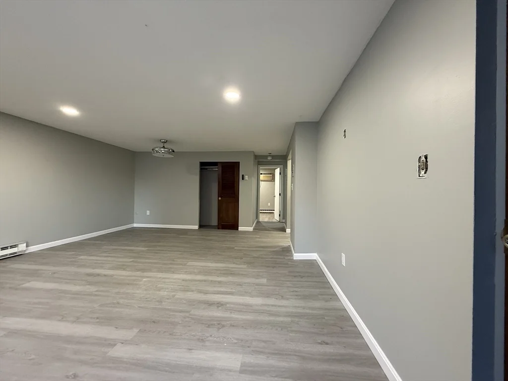 1 bed, 1 bath apartment for rent at 1186 Worcester Rd Unit 610, Framingham — photo 9 of 37
