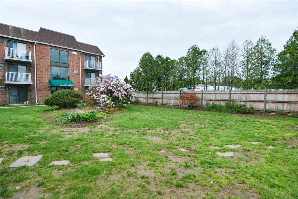 1 bed, 1 bath apartment for rent at 1186 Worcester Rd Unit 610, Framingham — photo 36 of 37