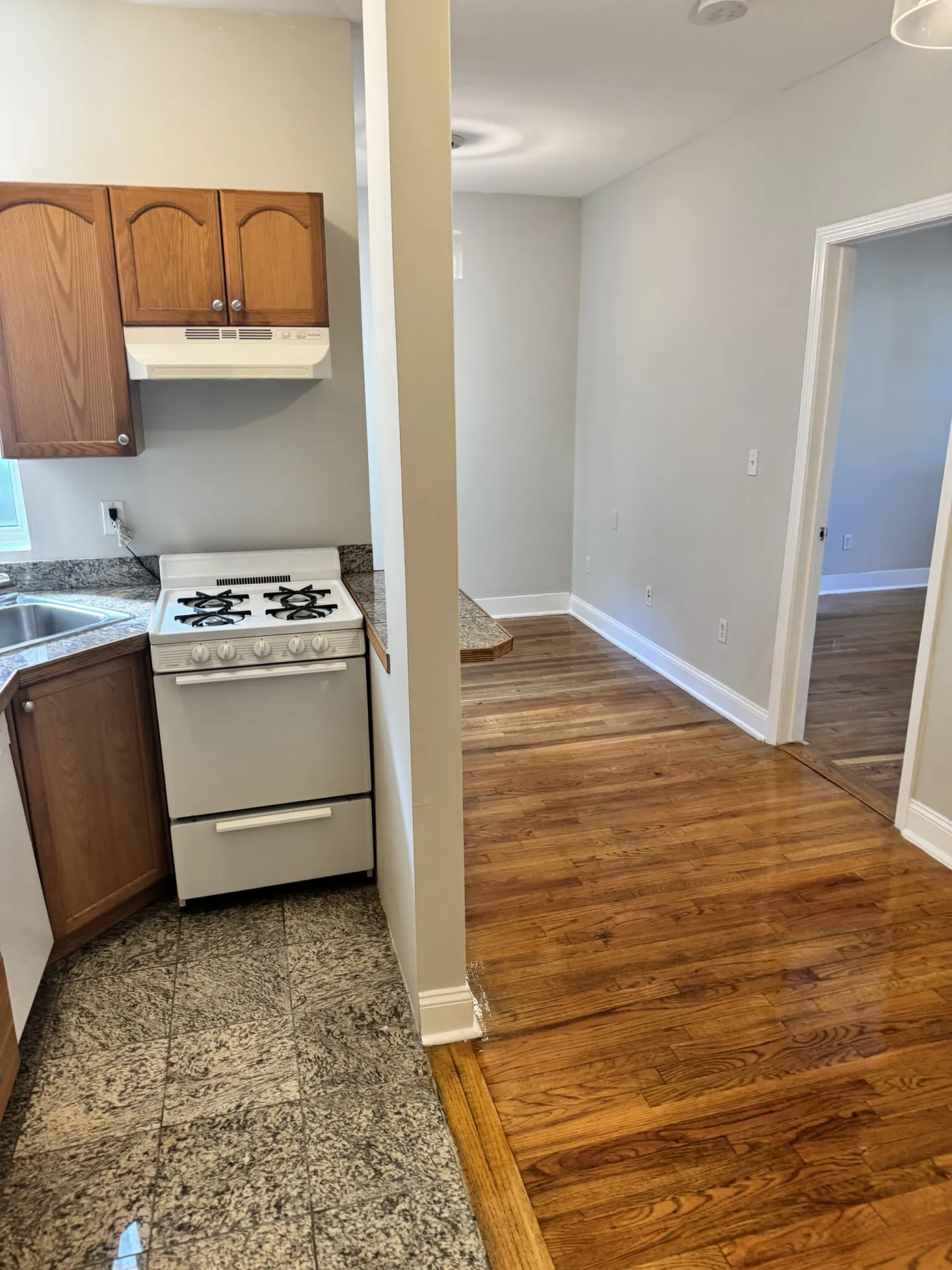 1 bed, 1 bath apartment for rent at 1189 Commonwealth Ave Unit 10, Allston — photo 2 of 26