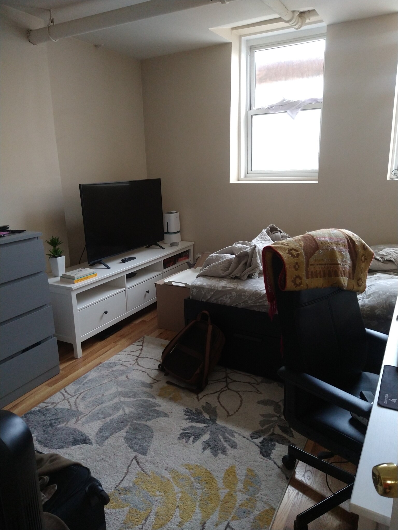 4 bed, 2 bath apartment for rent at 1189 Commonwealth Ave Unit 101, Allston — photo 14 of 37