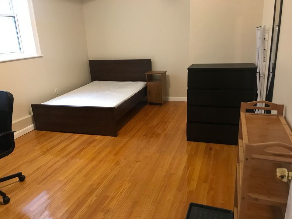 4 bed, 2 bath apartment for rent at 1189 Commonwealth Ave Unit 101, Allston — photo 13 of 37