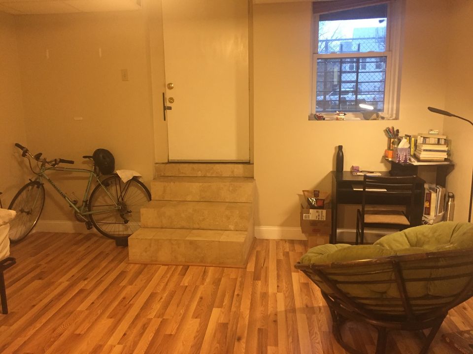 4 bed, 2 bath apartment for rent at 1189 Commonwealth Ave Unit 101, Allston — photo 15 of 37