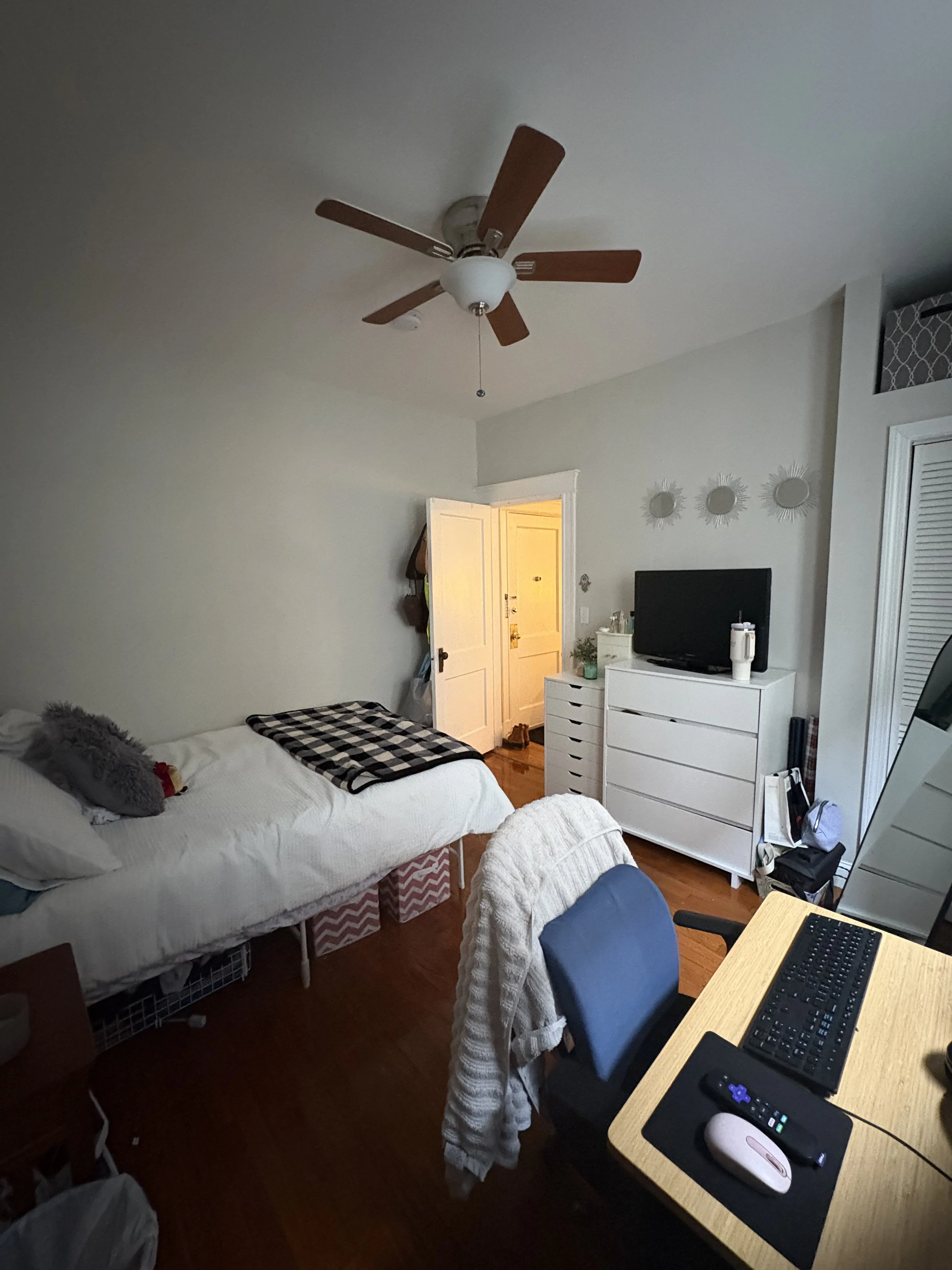 2 bed, 1 bath apartment for rent at 1189 Commonwealth Ave Unit 11, Allston — photo 14 of 29