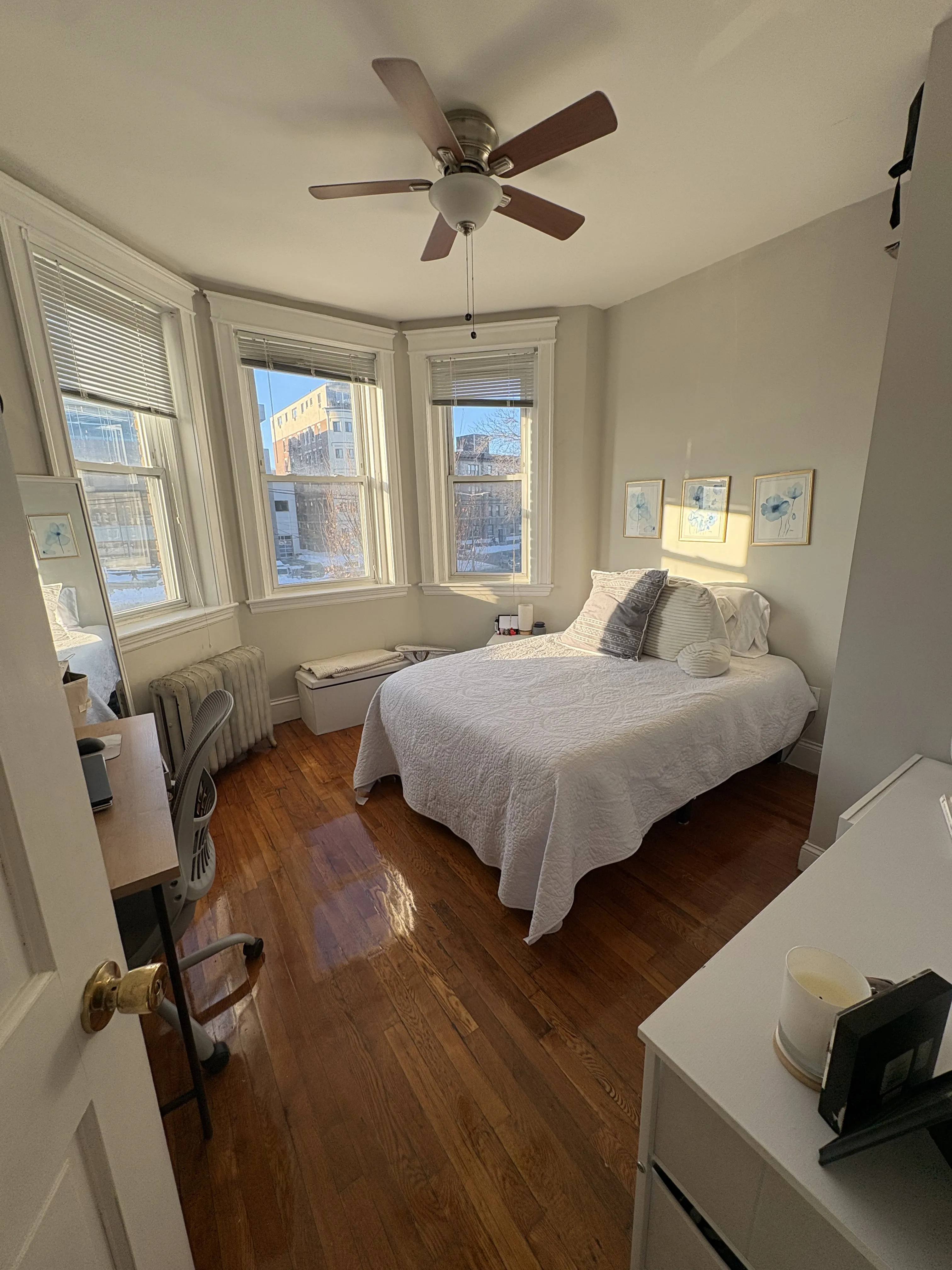 2 bed, 1 bath apartment for rent at 1189 Commonwealth Ave Unit 11, Allston — photo 4 of 29