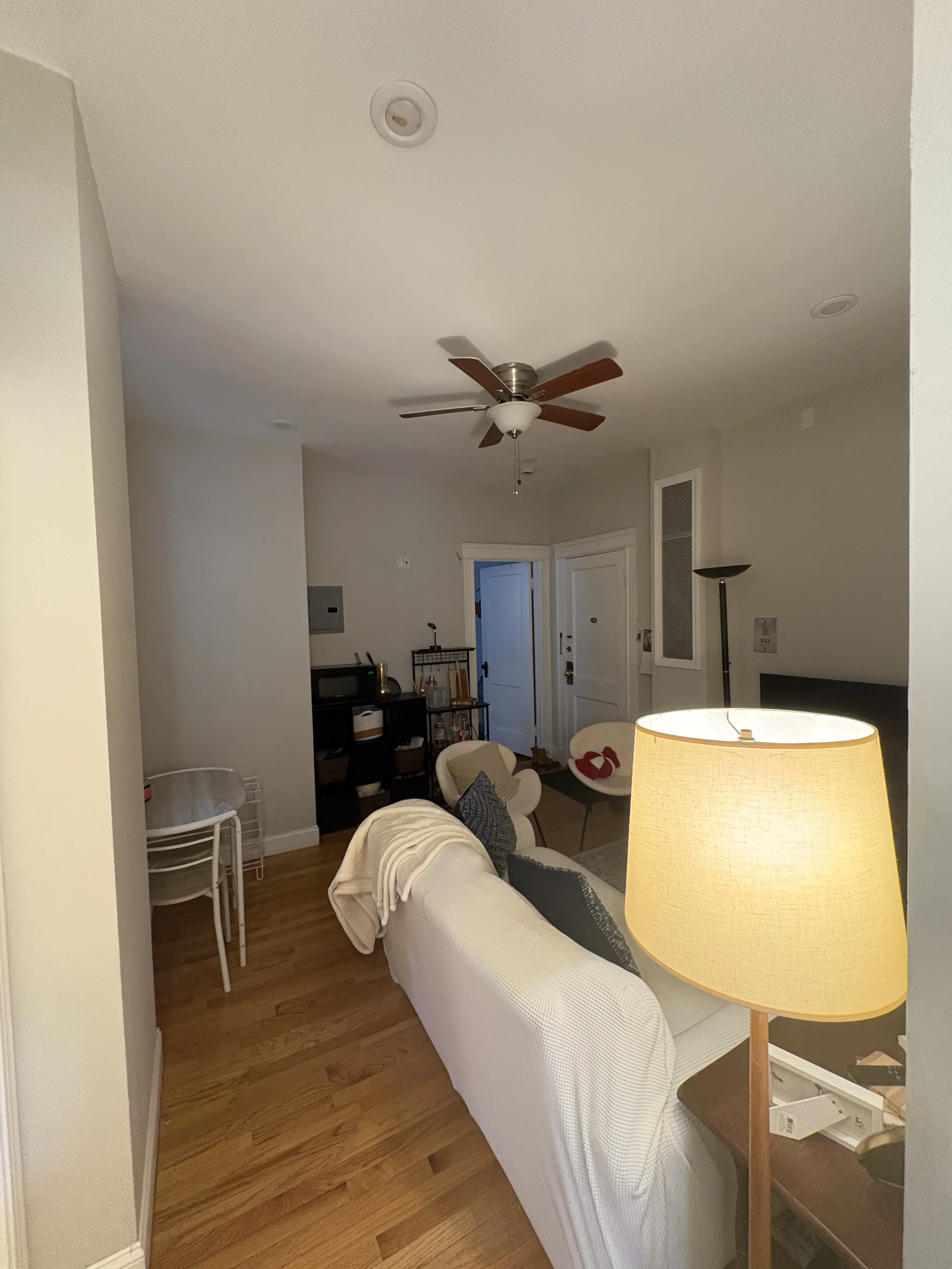2 bed, 1 bath apartment for rent at 1189 Commonwealth Ave Unit 11, Allston — photo 3 of 29