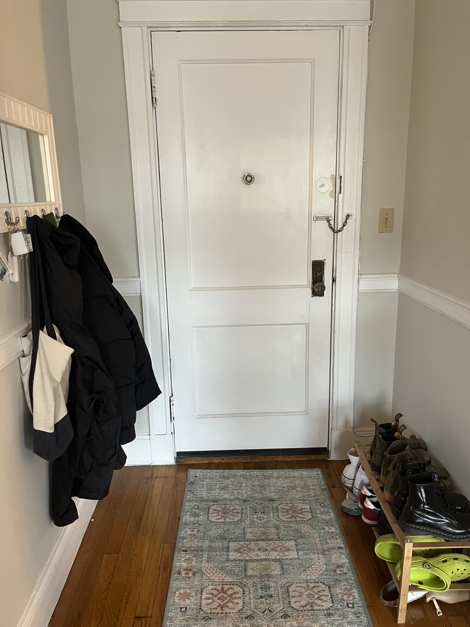 Studio bed, 1 bath apartment for rent at 1189 Commonwealth Ave Unit 12, Allston — photo 1 of 21