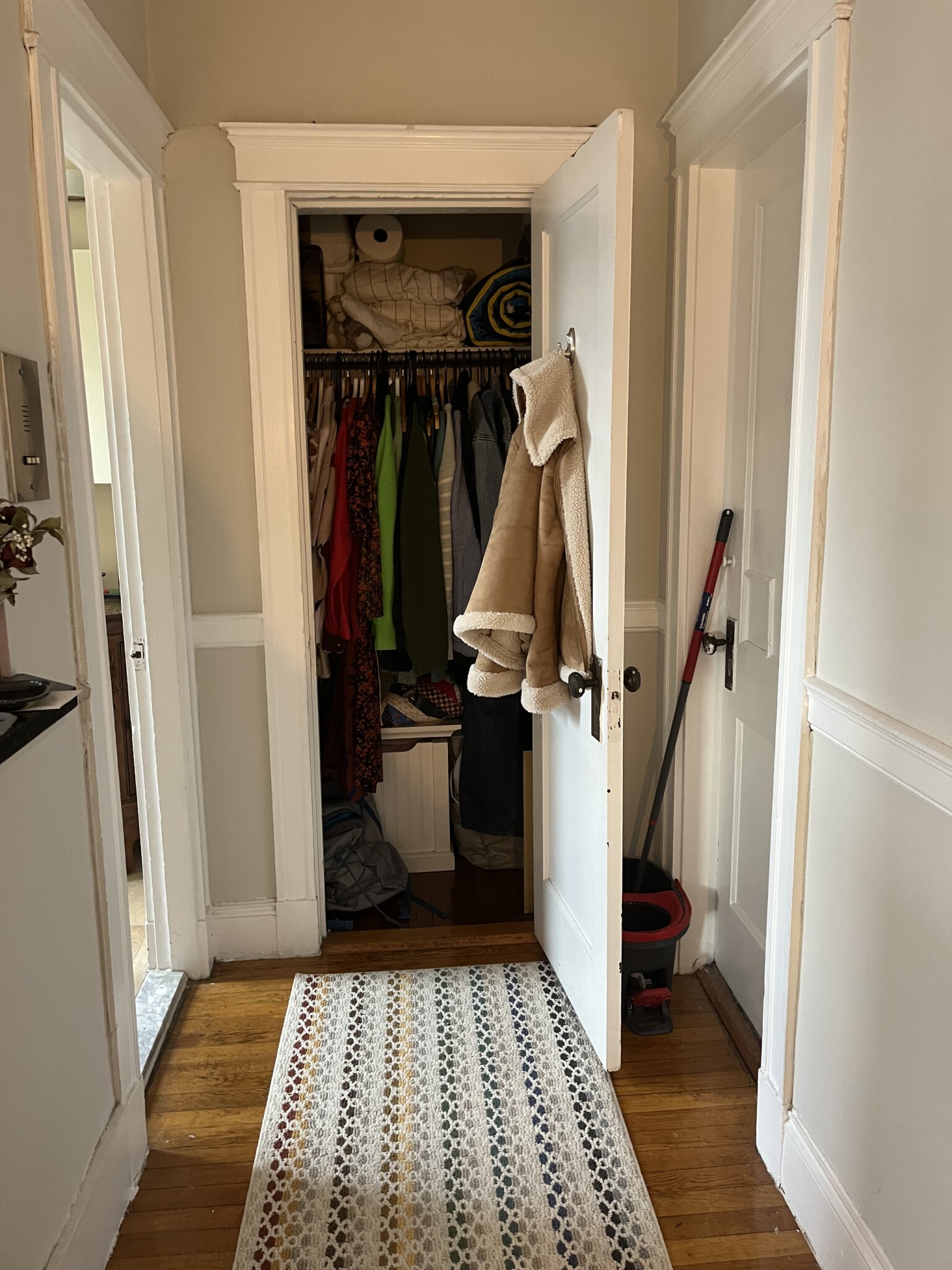 Studio bed, 1 bath apartment for rent at 1189 Commonwealth Ave Unit 12, Allston — photo 2 of 21
