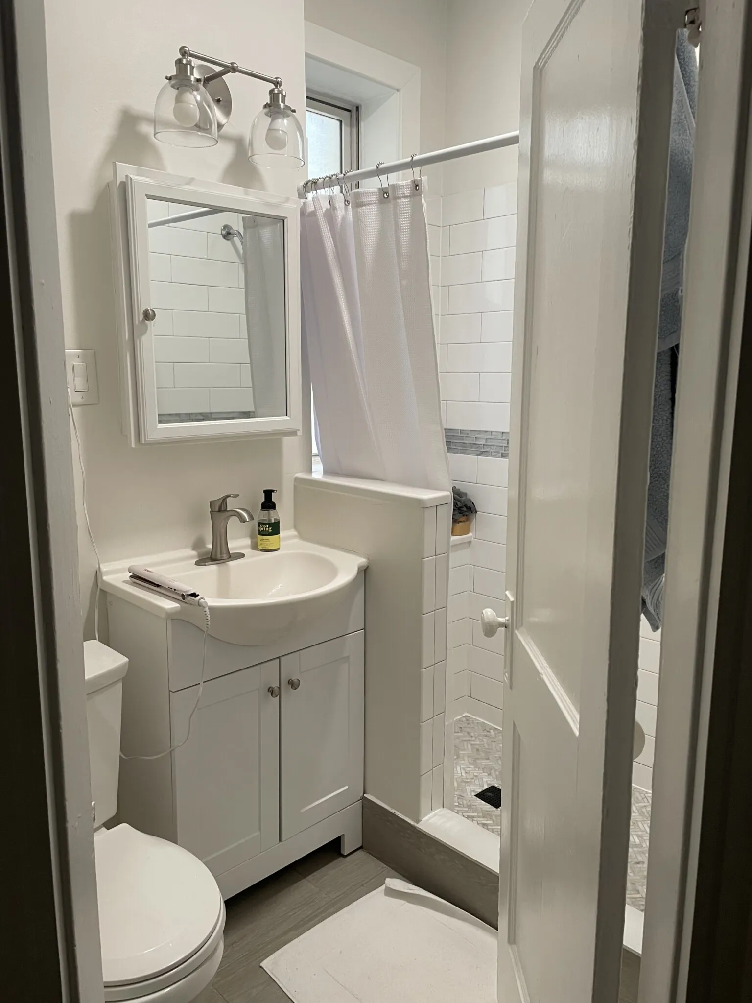2 bed, 1 bath apartment for rent at 1189 Commonwealth Ave Unit 18, Allston — photo 9 of 19