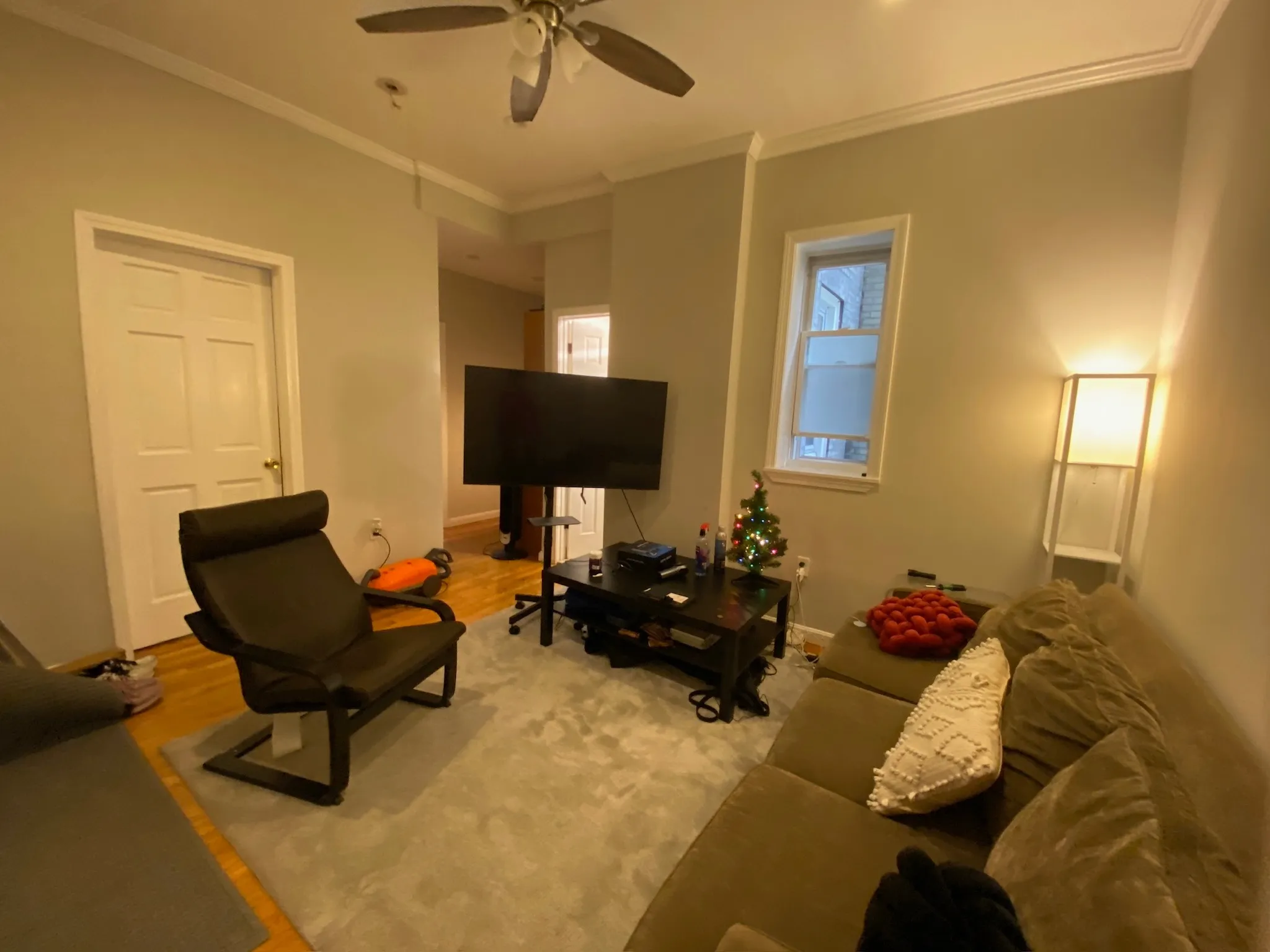 3 bed, 1 bath apartment for rent at 1189 Commonwealth Ave Unit 2, Allston — photo 13 of 34