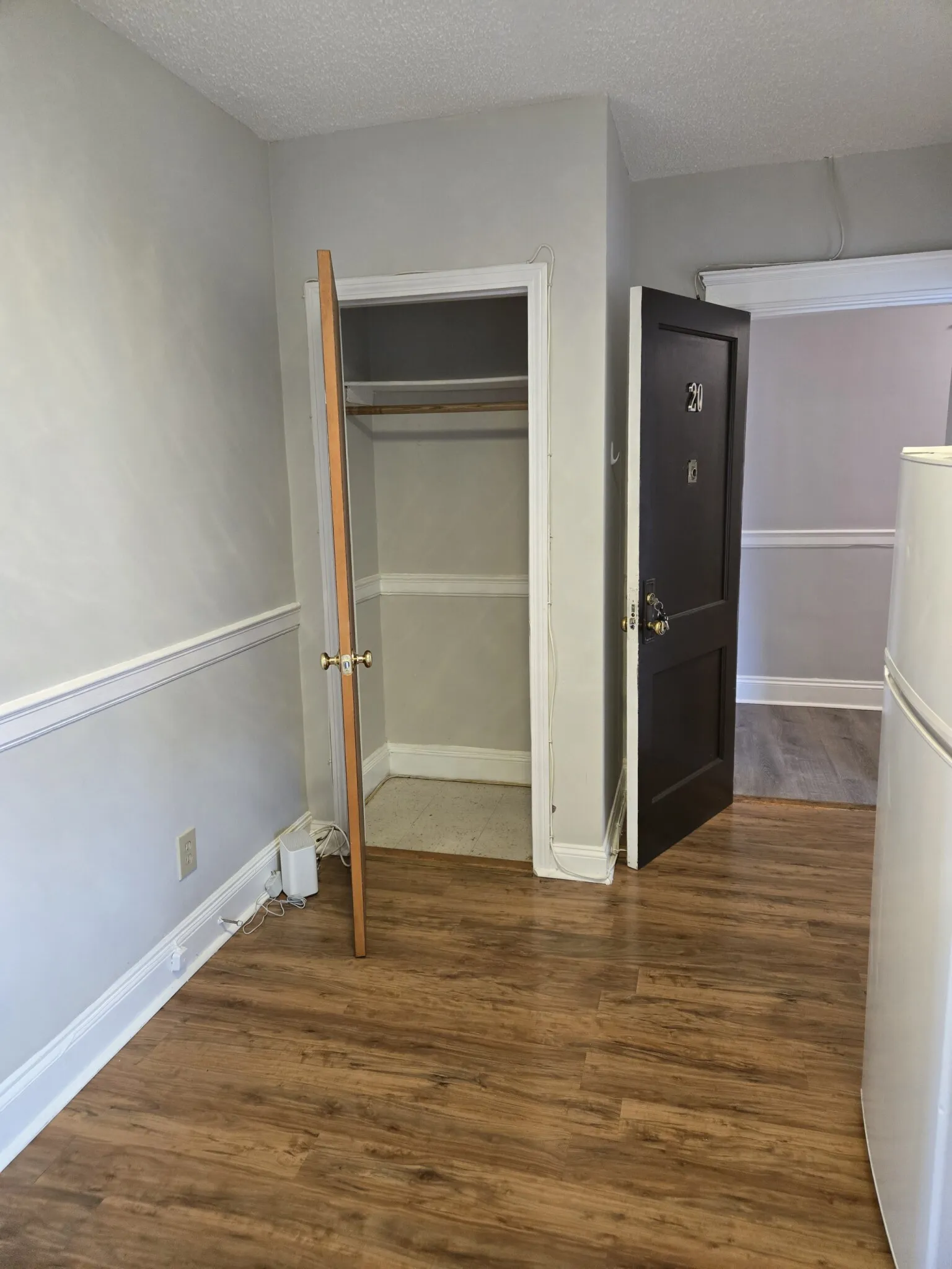 2 bed, 1 bath apartment for rent at 1189 Commonwealth Ave Unit 20, Allston — photo 3 of 20