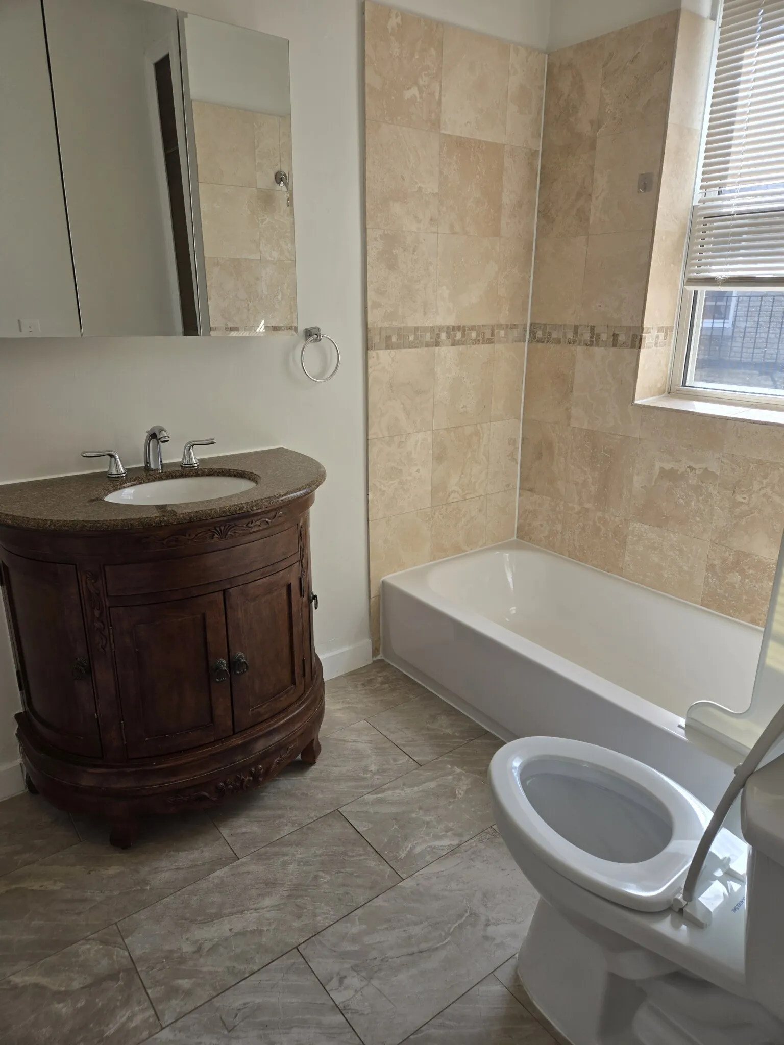 2 bed, 1 bath apartment for rent at 1189 Commonwealth Ave Unit 21, Allston — photo 9 of 11