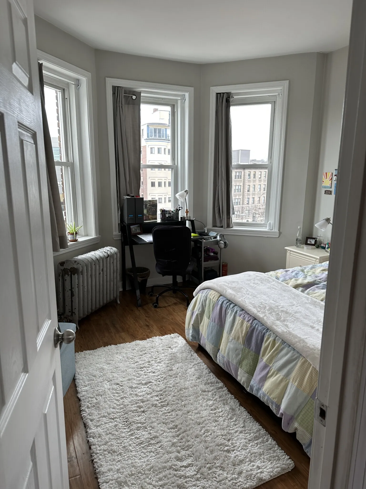 2 bed, 1 bath apartment for rent at 1189 Commonwealth Ave Unit 24, Allston — photo 33 of 47