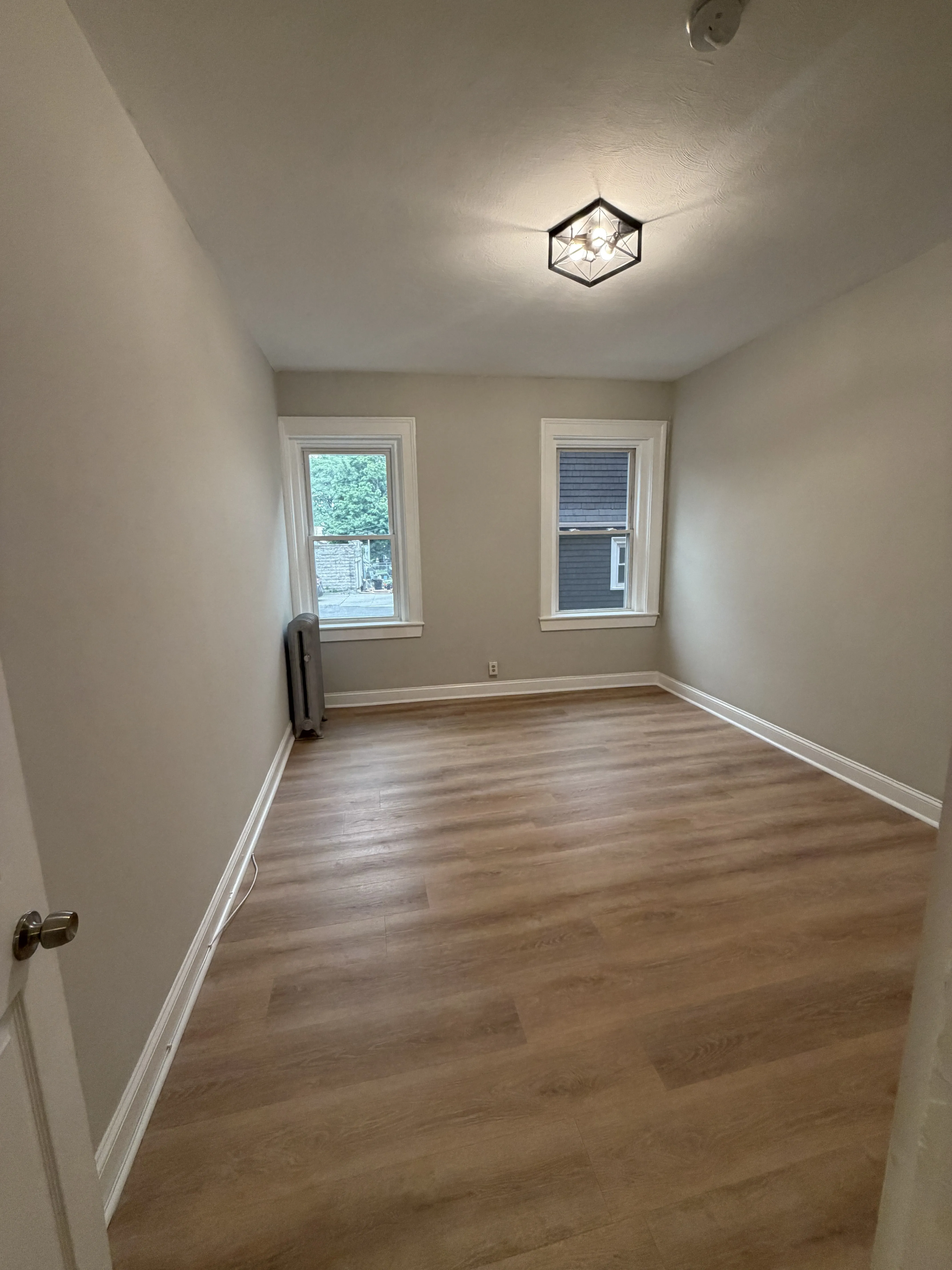 2 bed, 1 bath apartment for rent at 1189 Commonwealth Ave Unit 3, Allston — photo 2 of 21