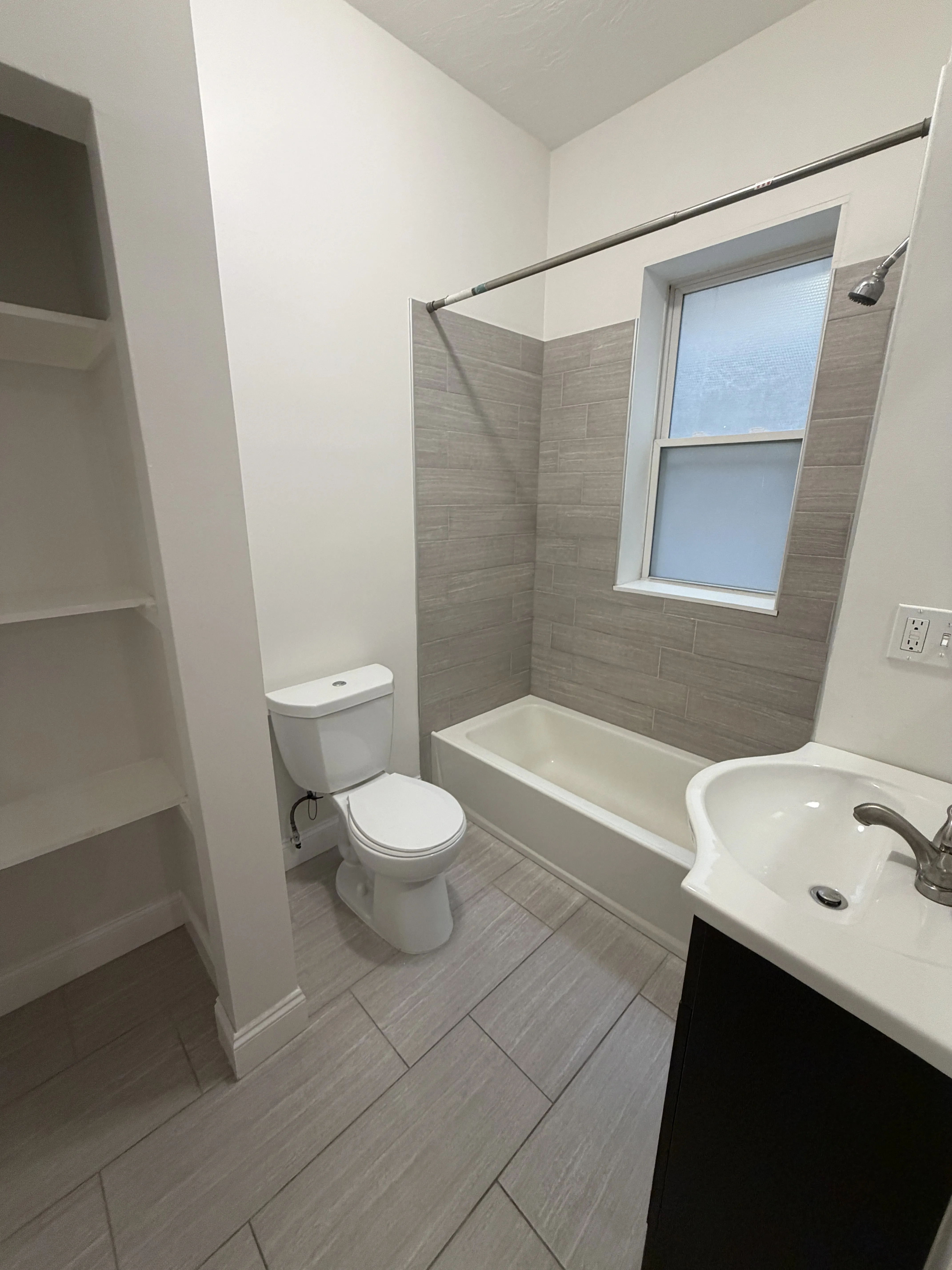 2 bed, 1 bath apartment for rent at 1189 Commonwealth Ave Unit 3, Allston — photo 5 of 21
