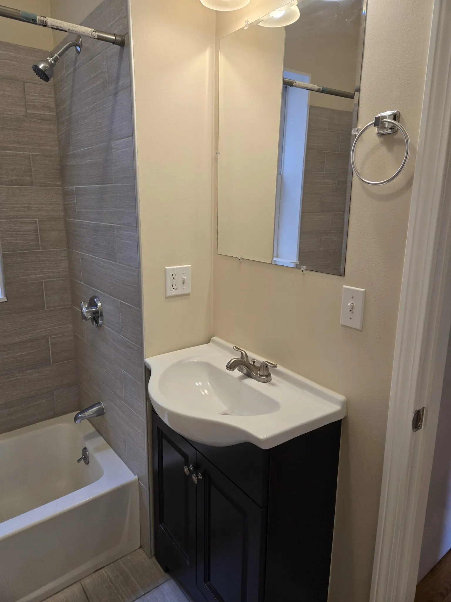2 bed, 1 bath apartment for rent at 1189 Commonwealth Ave Unit 3, Allston — photo 24 of 39