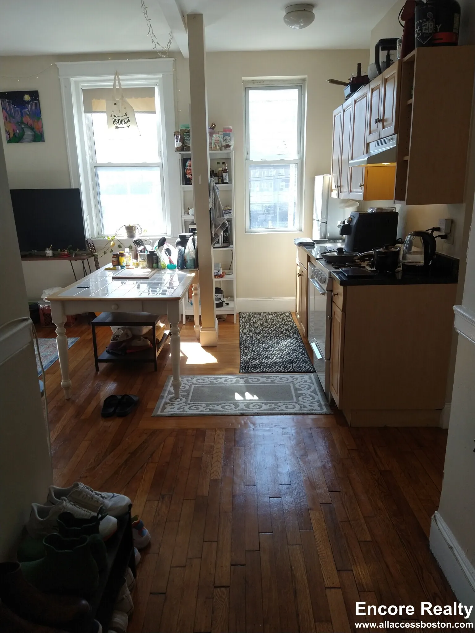 Studio bed, 1 bath apartment for rent at 1189 Commonwealth Ave Unit 6, Allston — photo 4 of 10