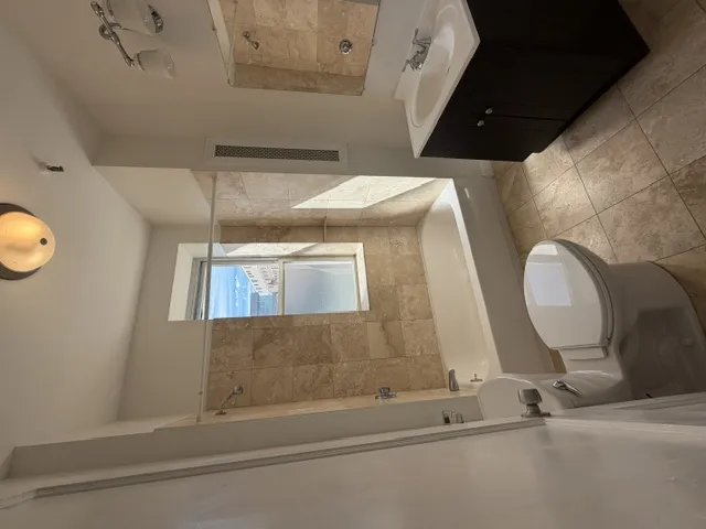 Studio bed, 1 bath apartment for rent at 1189 Commonwealth Ave Unit 6, Allston — photo 4 of 27