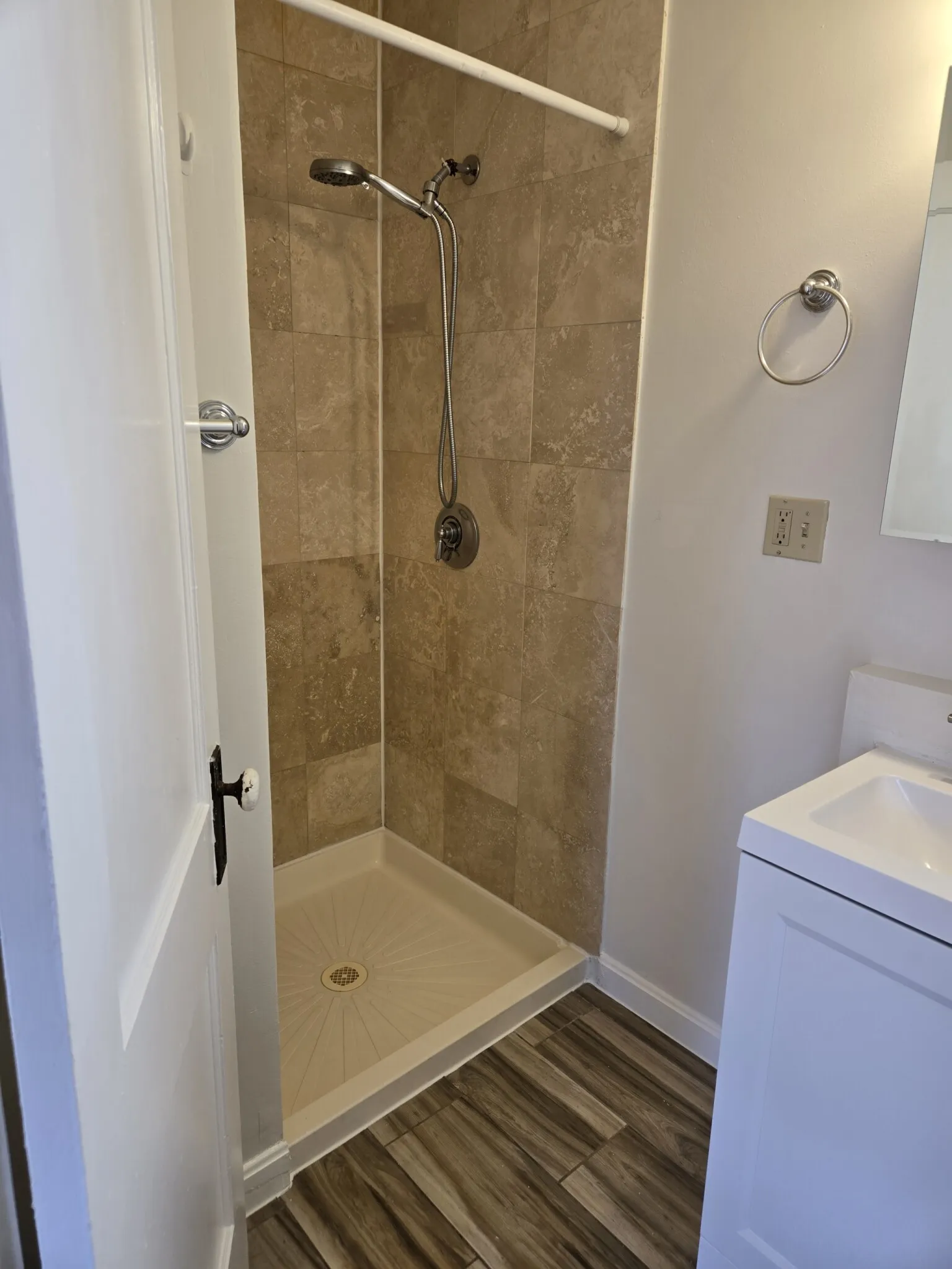 2 bed, 1 bath apartment for rent at 1189 Commonwealth Ave Unit 7, Allston — photo 10 of 20