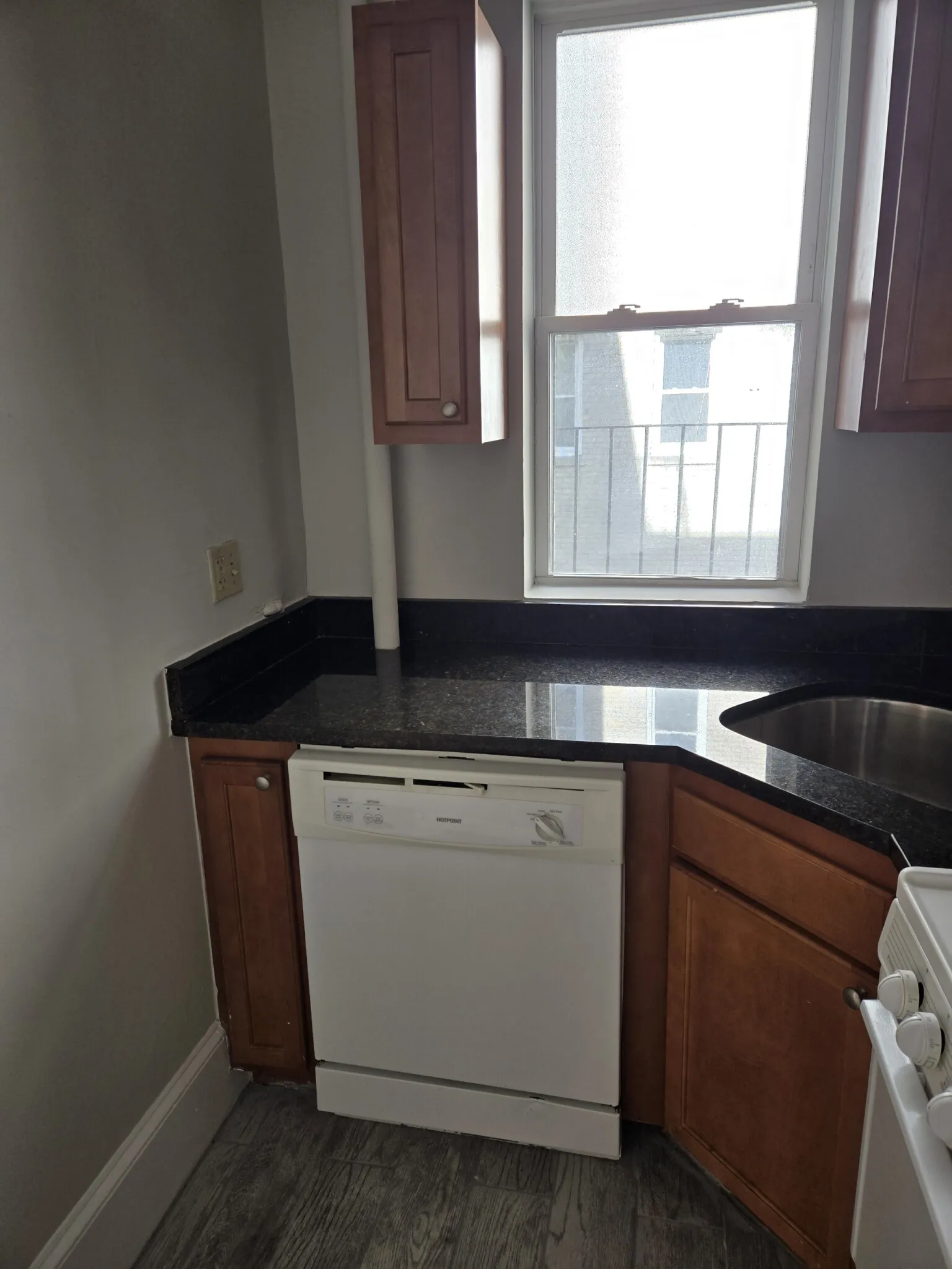 2 bed, 1 bath apartment for rent at 1189 Commonwealth Ave Unit 7, Allston — photo 3 of 20