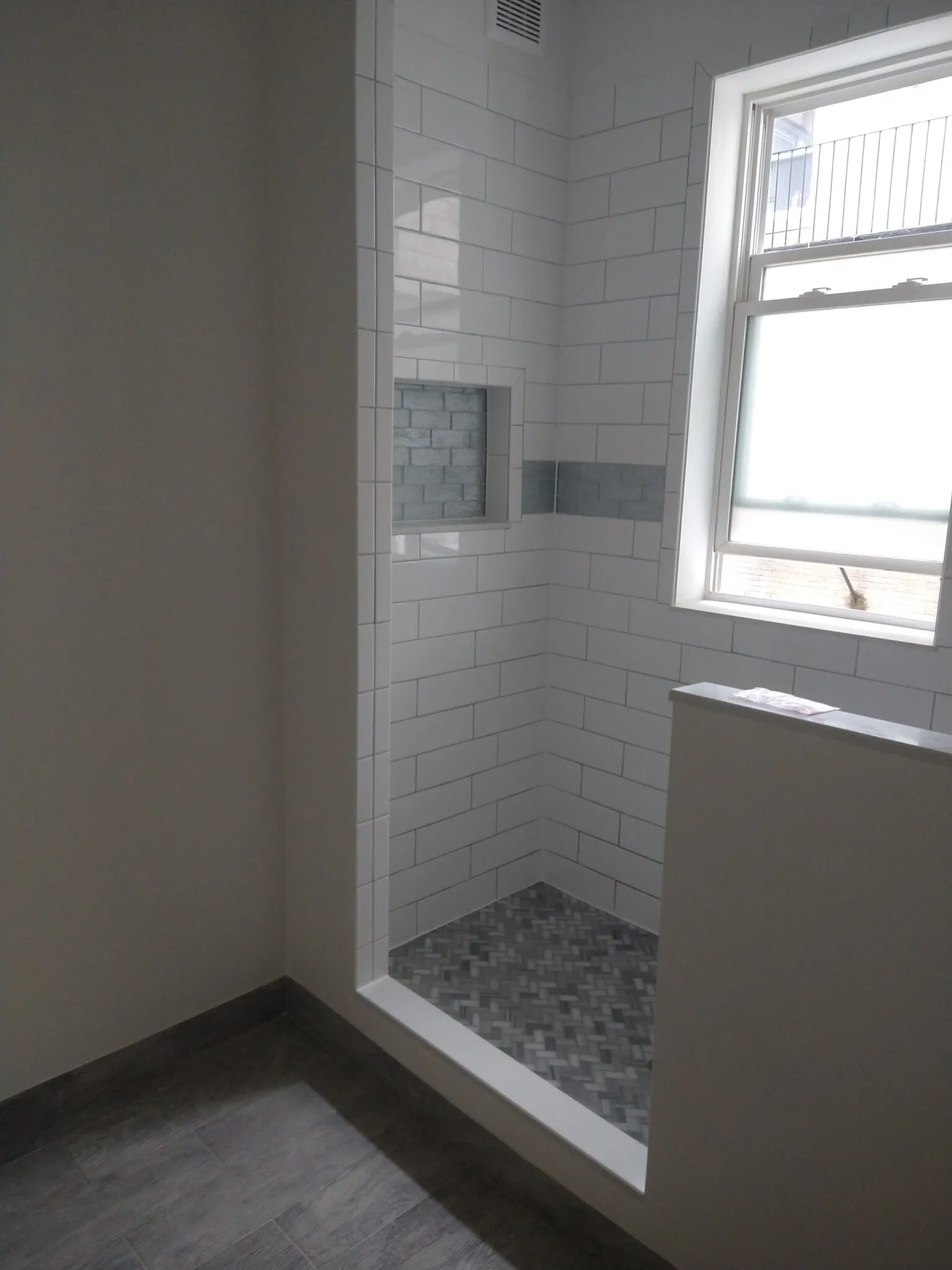 2 bed, 1 bath apartment for rent at 1189 Commonwealth Ave Unit 8, Allston — photo 7 of 14