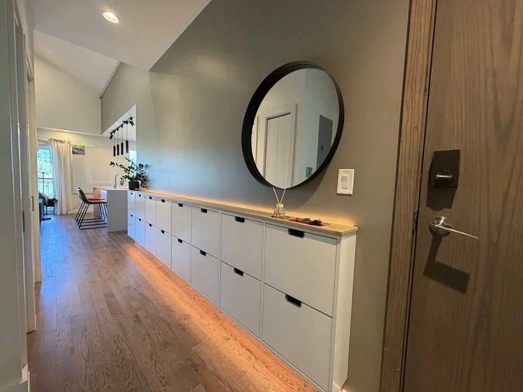 2 bed, 1 bath apartment for rent at 119-141 Hyde Park Ave Unit 131B, Jamaica Plain — photo 10 of 18