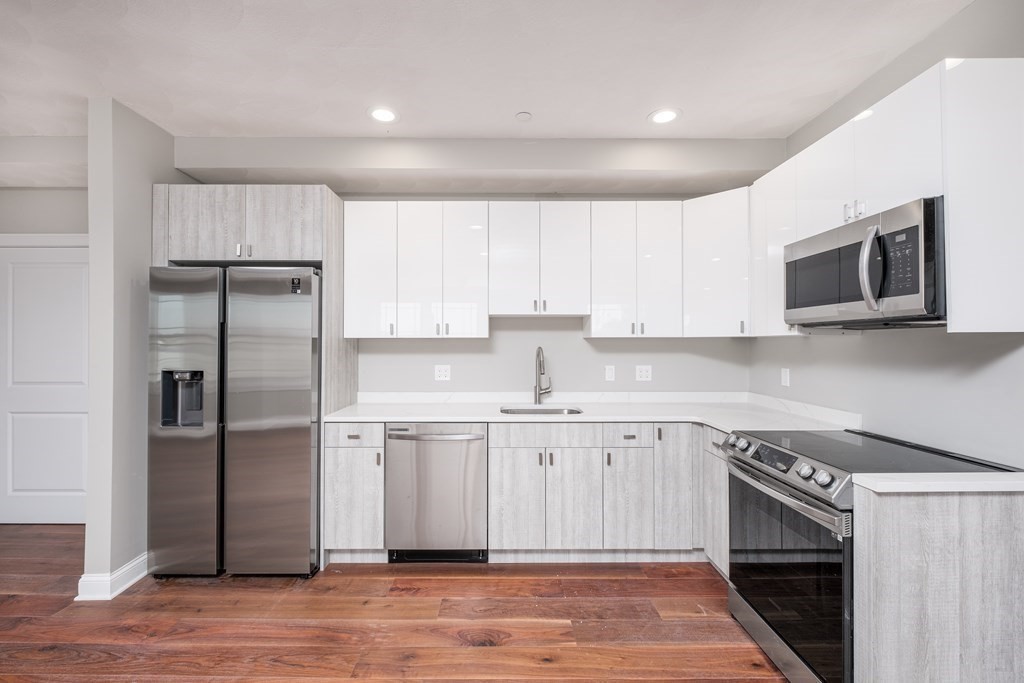 2 bed, 1 bath apartment for rent at 119 Addison Unit 1, East Boston