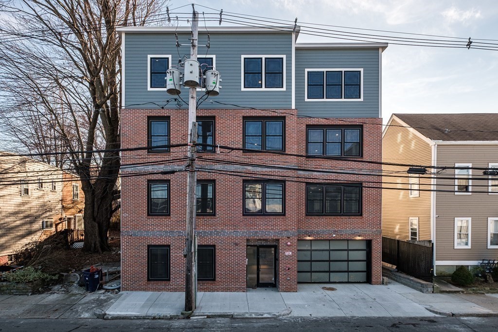 2 bed, 1 bath apartment for rent at 119 Addison Unit 1, East Boston — photo 12 of 14