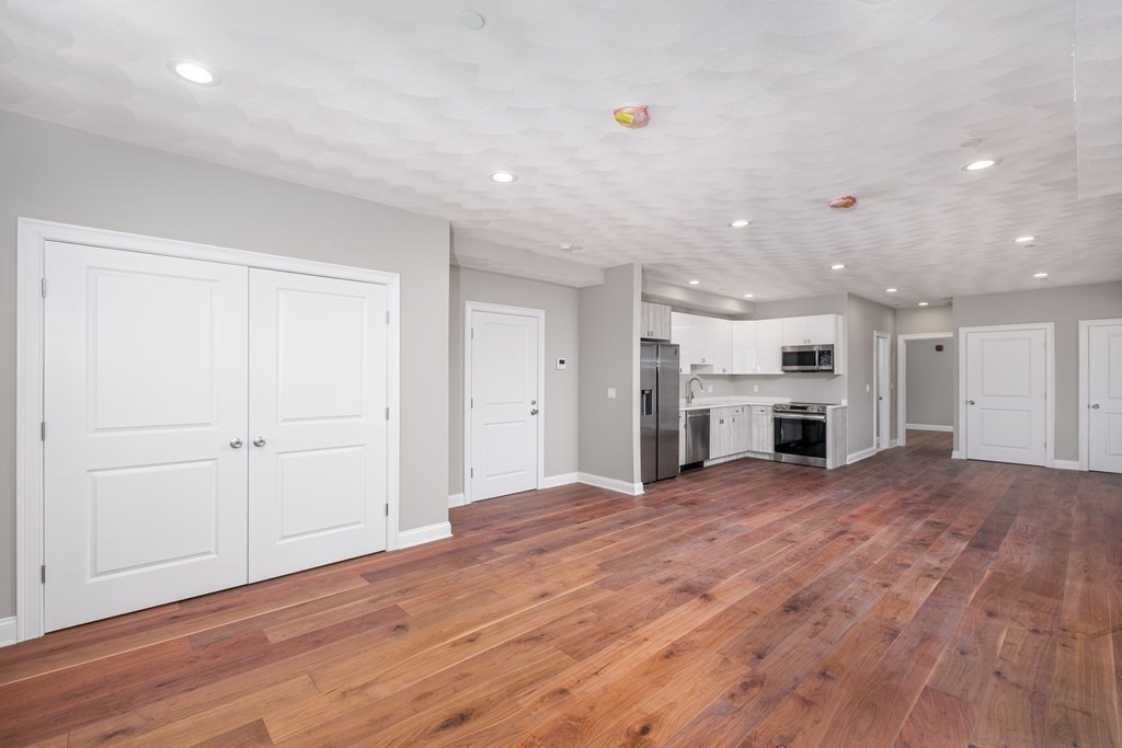 2 bed, 1 bath apartment for rent at 119 Addison Unit 1, East Boston — photo 4 of 14