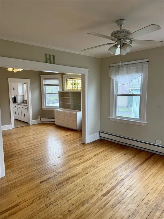 3 bed, 1 bath apartment for rent at 119 Airlie St Unit 2, Burncoat — photo 7 of 17