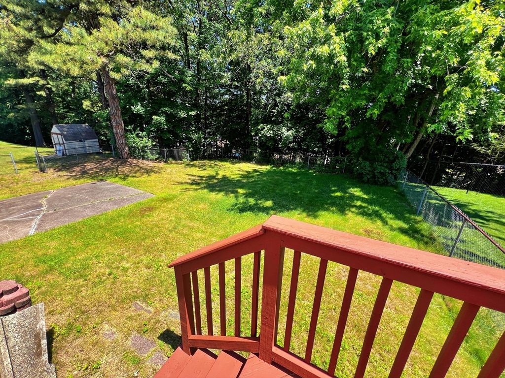3 bed, 2 bath apartment for rent at 119 Bairdcrest Rd, Springfield — photo 13 of 13