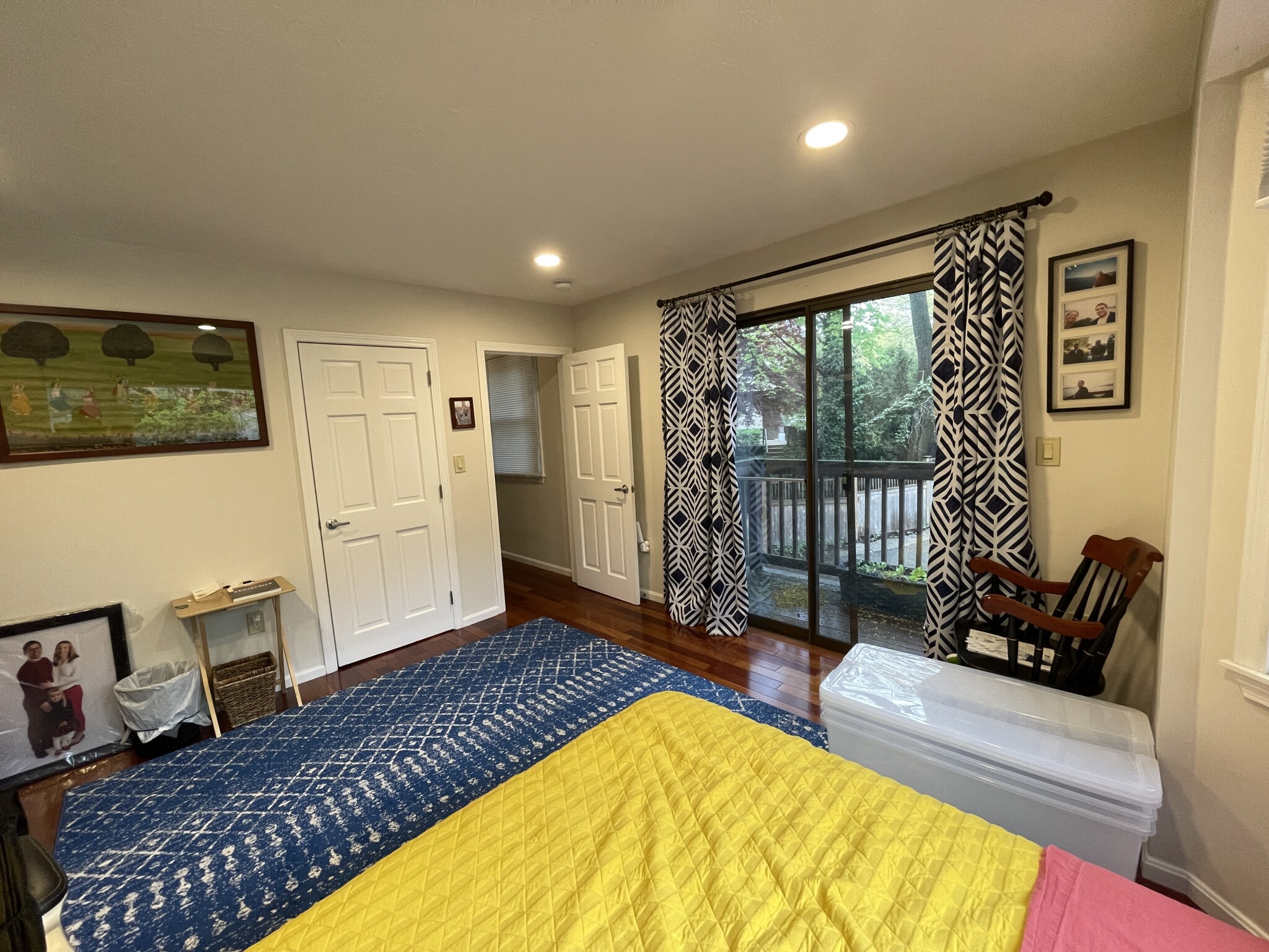 3 bed, 2.5 bath apartment for rent at 119 Beaconsfield Rd, Washington Square — photo 10 of 22