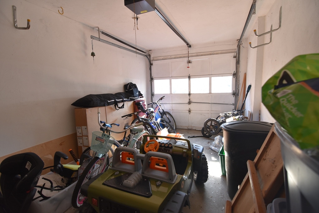 3 bed, 3 bath apartment for rent at 119 Beaconsfield Unit 1, Aspinwall Hill — photo 16 of 16