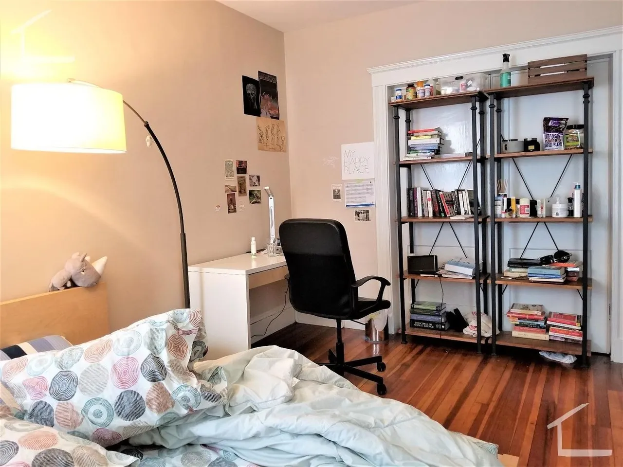 3 bed, 1 bath apartment for rent at 119 Browne St Unit 1, North Brookline — photo 6 of 14