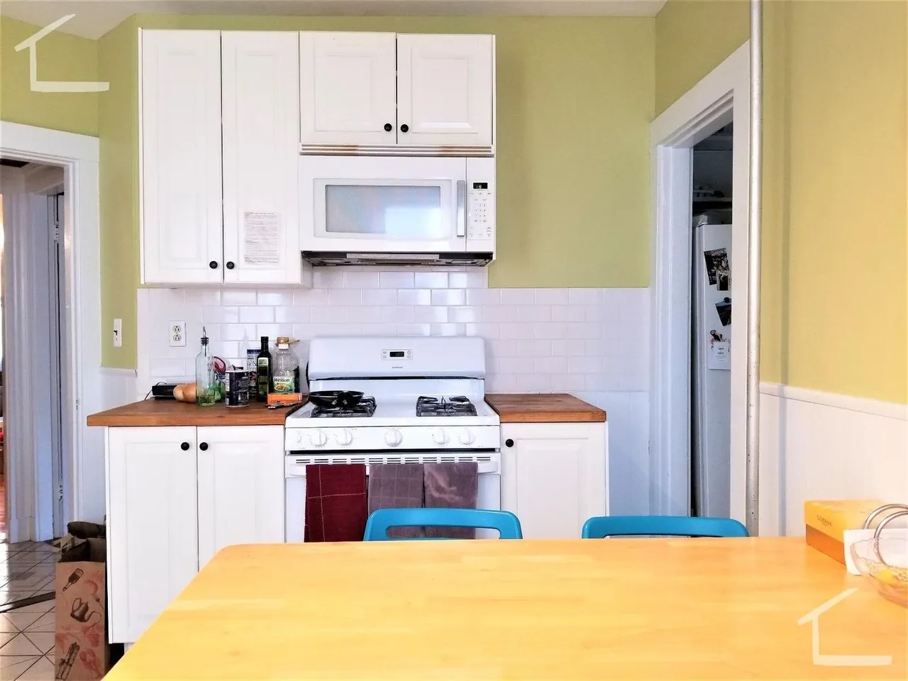 3 bed, 1 bath apartment for rent at 119 Browne St Unit 1, North Brookline — photo 3 of 14