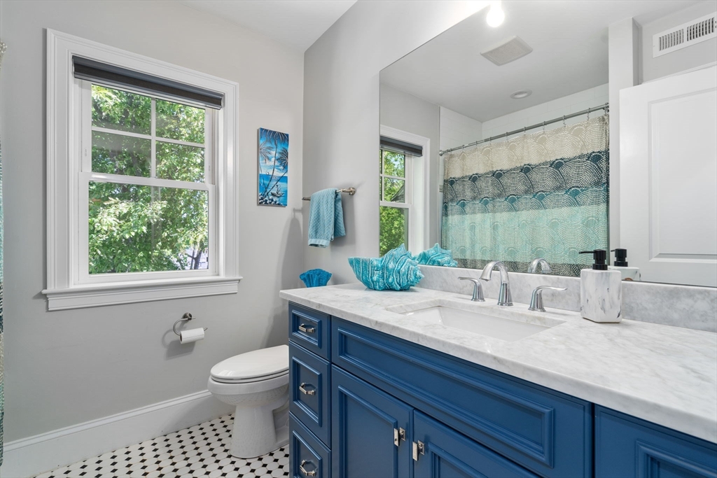 4 bed, 4+ bath apartment for rent at 119 Charlesbank Rd Unit 119, Newton Corner — photo 17 of 33