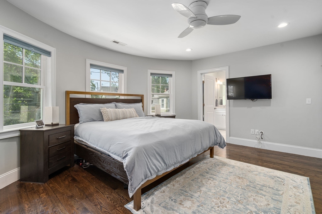 4 bed, 4+ bath apartment for rent at 119 Charlesbank Rd Unit 119, Newton Corner — photo 14 of 33