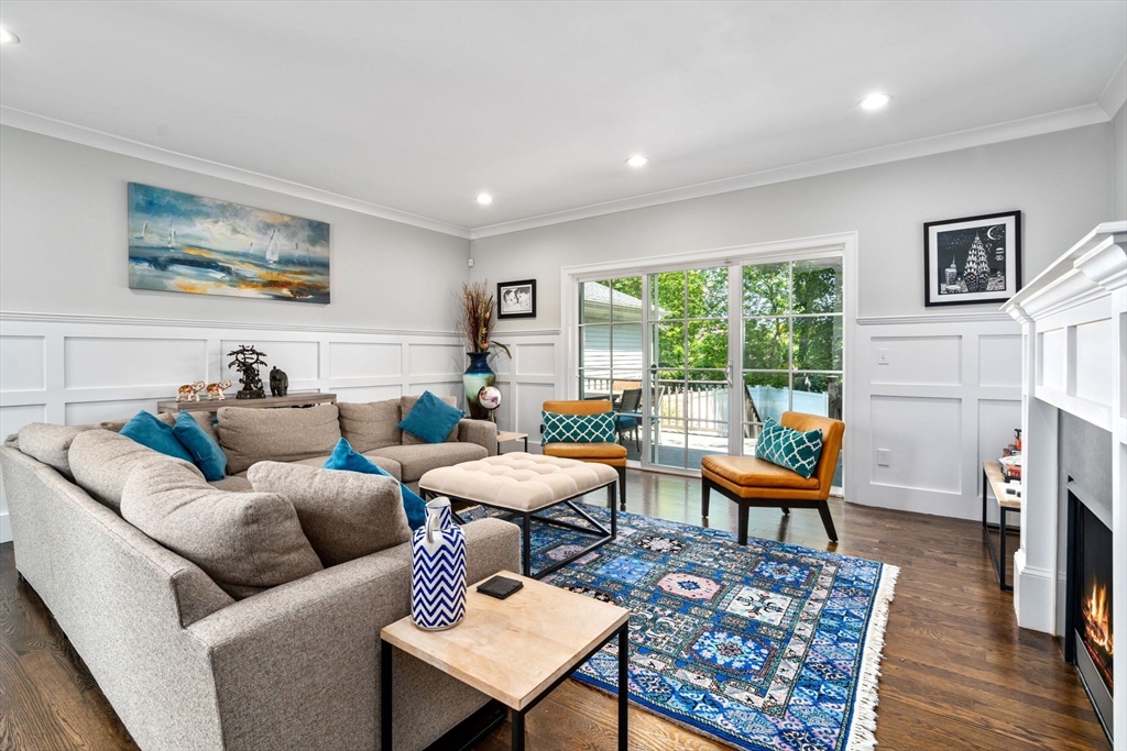 4 bed, 4+ bath apartment for rent at 119 Charlesbank Rd Unit 119, Newton Corner — photo 10 of 33