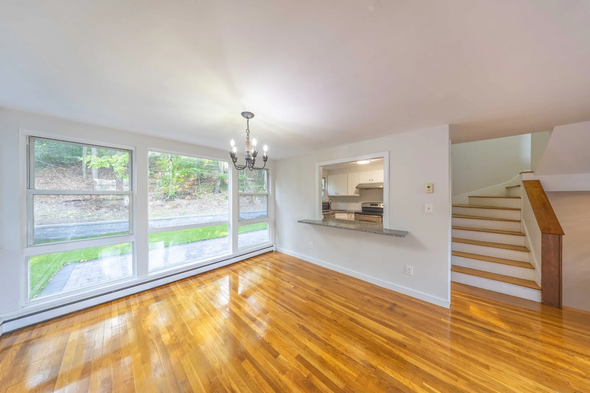3 bed, 1 bath apartment for rent at 119 Chestnut St Unit 119, High Street Hill — photo 6 of 25