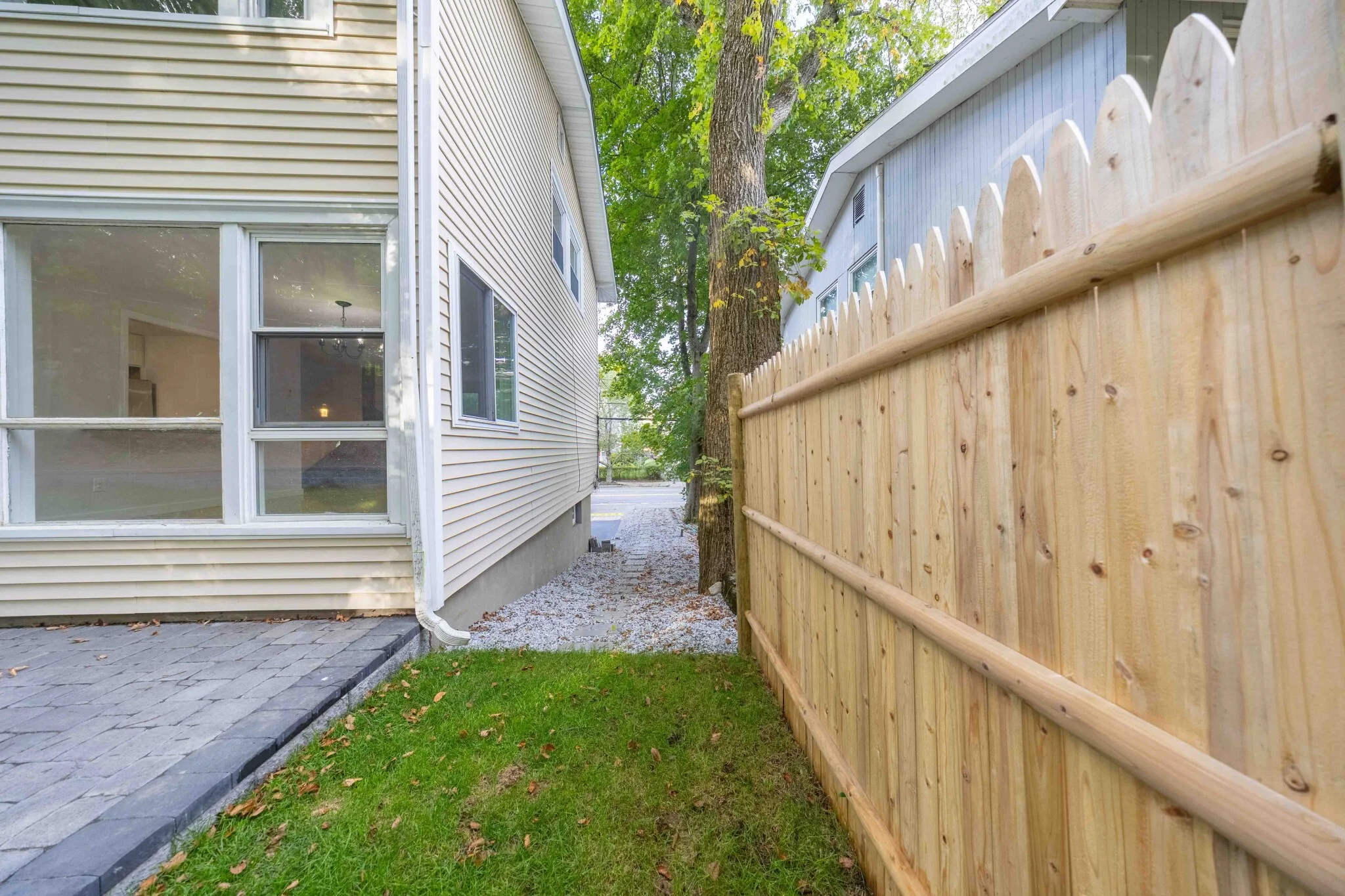 3 bed, 1 bath apartment for rent at 119 Chestnut St Unit 119, High Street Hill — photo 24 of 25