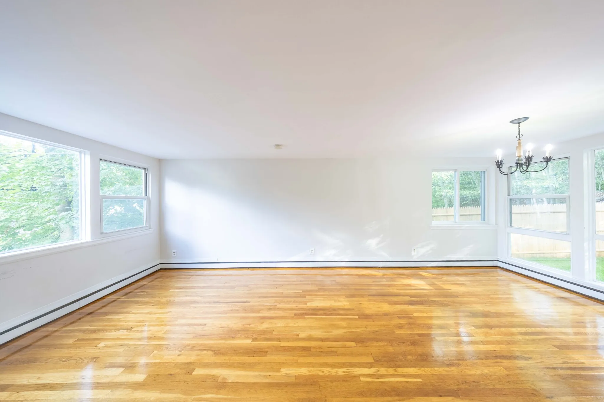 3 bed, 1 bath apartment for rent at 119 Chestnut St Unit 119, High Street Hill — photo 5 of 25