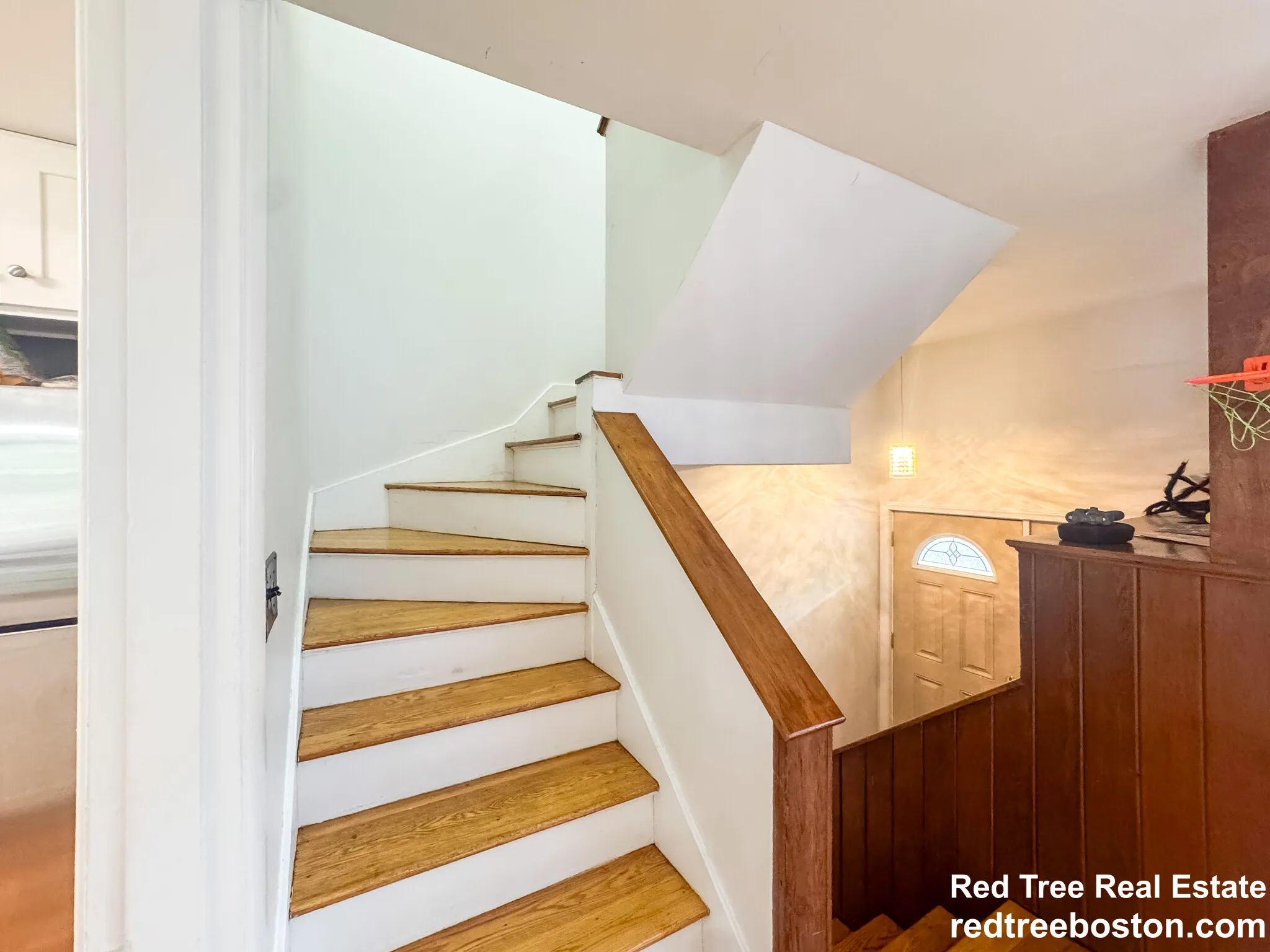 3 bed, 1 bath apartment for rent at 119 Chestnut St Unit TH, High Street Hill — photo 6 of 17