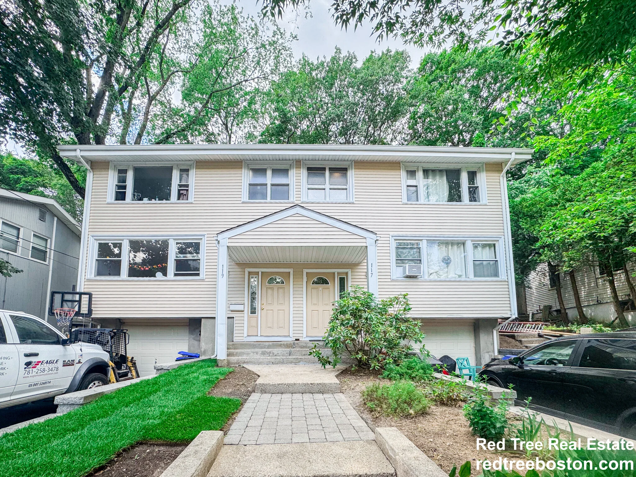3 bed, 1 bath apartment for rent at 119 Chestnut St Unit TH, High Street Hill — photo 17 of 17
