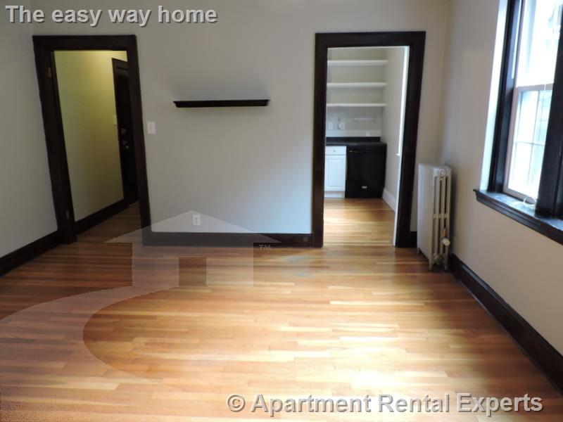 1 bed, 1 bath apartment for rent at 119 College Ave Unit 10, Davis Square — photo 2 of 10