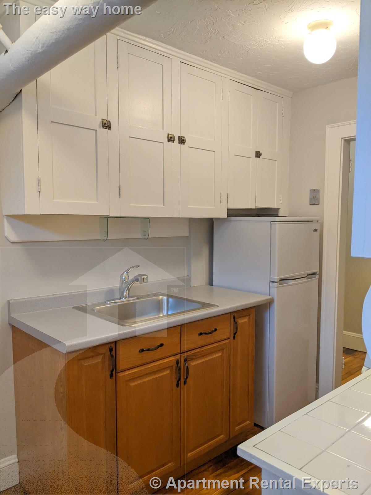 1 bed, 1 bath apartment for rent at 119 College Ave Unit 50, Davis Square — photo 6 of 15