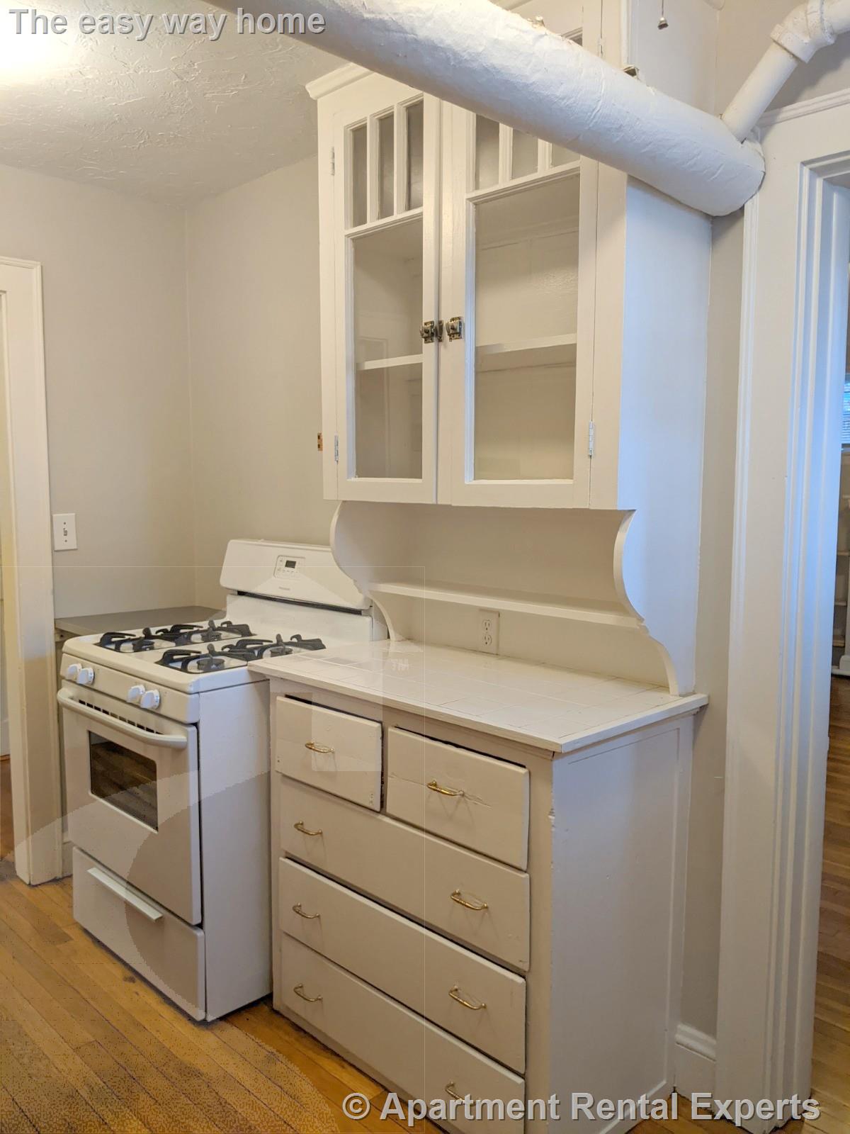 1 bed, 1 bath apartment for rent at 119 College Ave Unit 50, Davis Square — photo 5 of 15