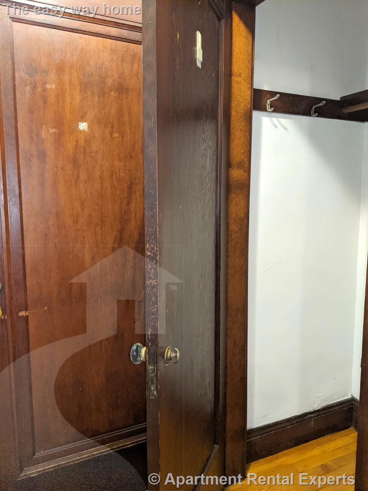 Studio bed, 1 bath apartment for rent at 119 College Ave Unit 7, Davis Square — photo 3 of 10
